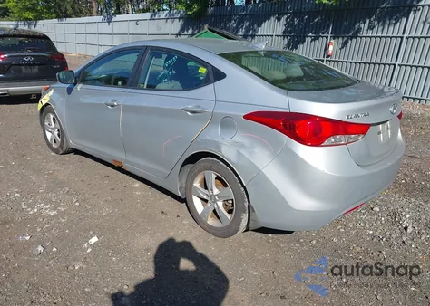 2013 Hyundai Elantra Gls z USA, uszkodzony, nr VIN 5NPDH4AE1DH257091